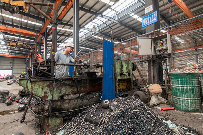 江山网架配件车间